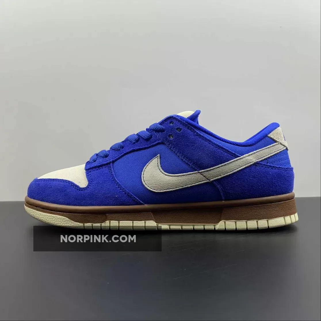 Nike Dunk Low Varsity Royal/Mettalic Vegas Gold 304292-472