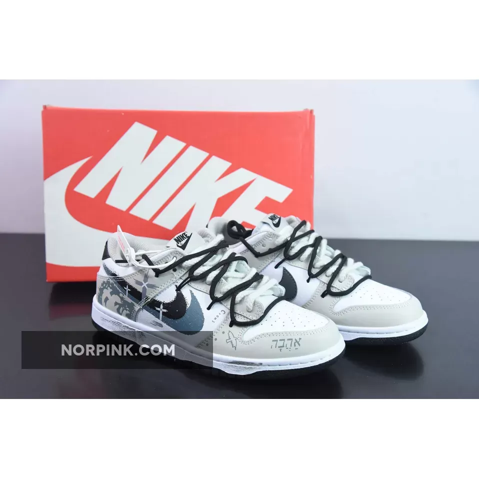 Custom Nike Dunk Low 'Spray Paint Swoosh' / nike dunk spray paint swoosh