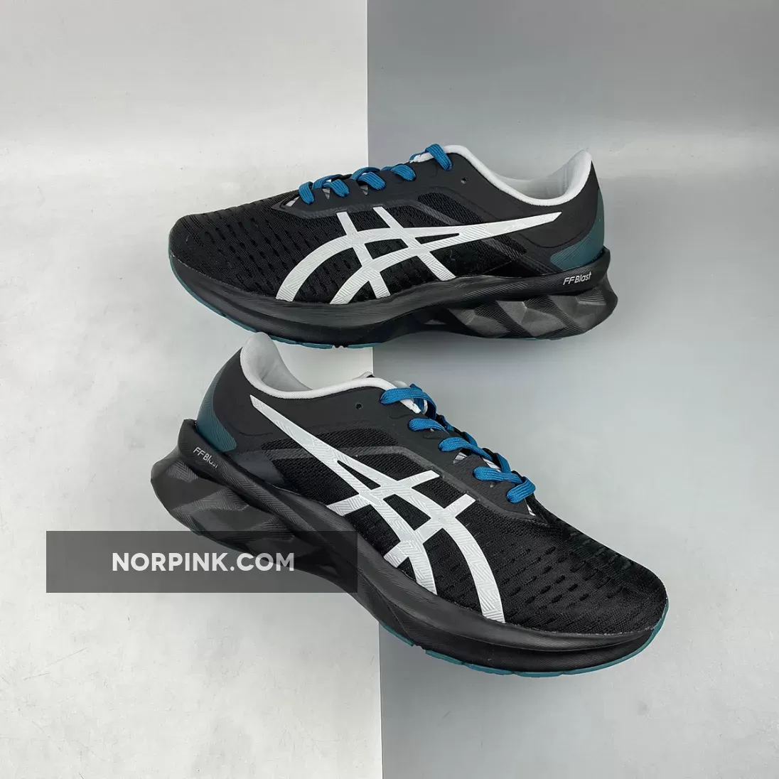 ASICS Novablast SPS Black Sheet Rock