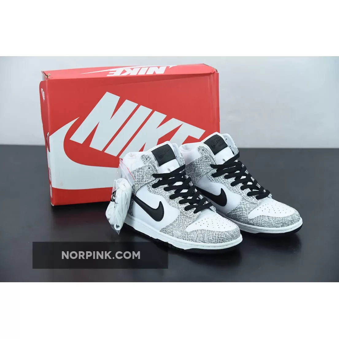 Nike Dunk High PRM 'Cocoa Snake' Black/White-Cocoa 624512-010 / Nike Dunk High Venom