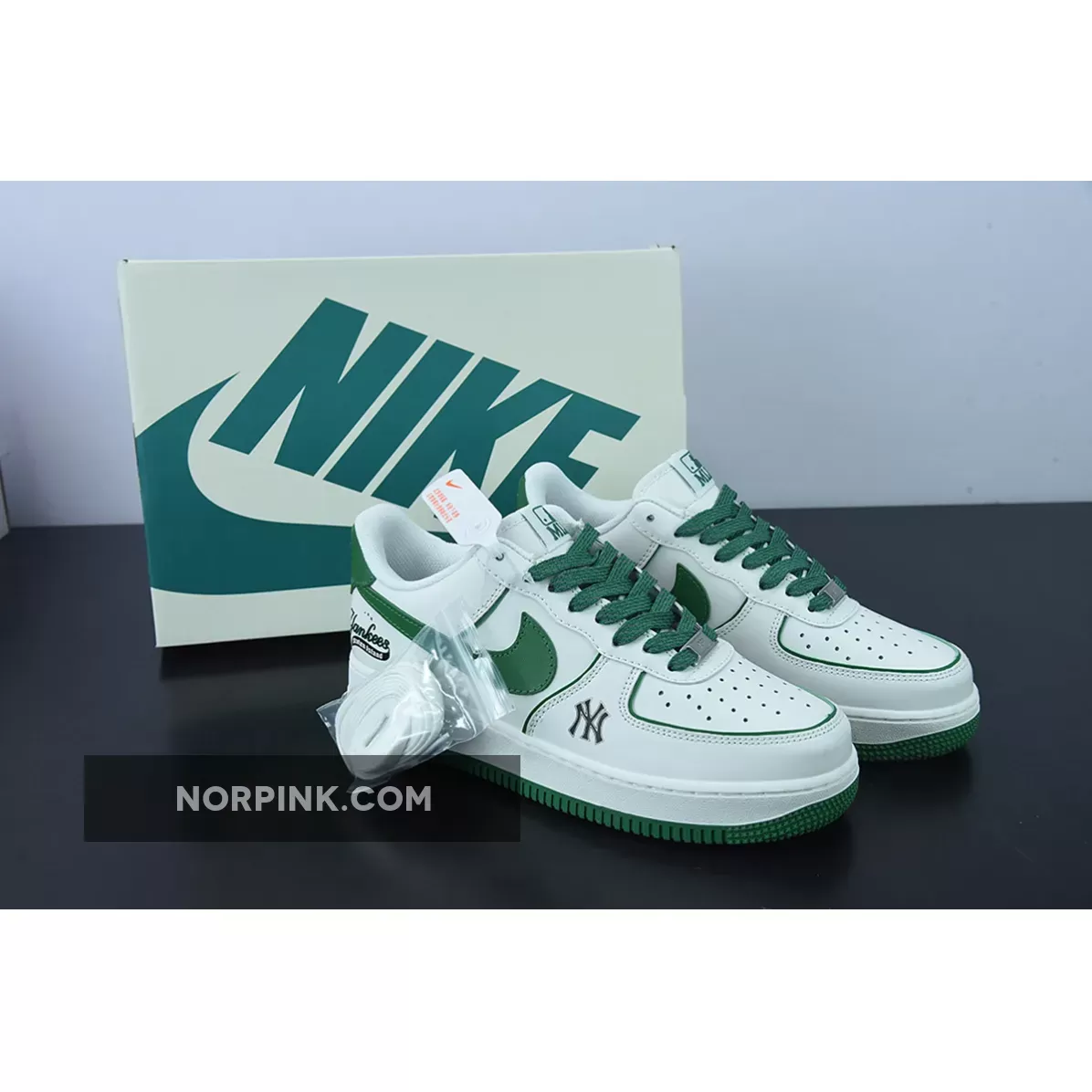 Nike Air Force 1 Low Staten Island White Green nike staten island