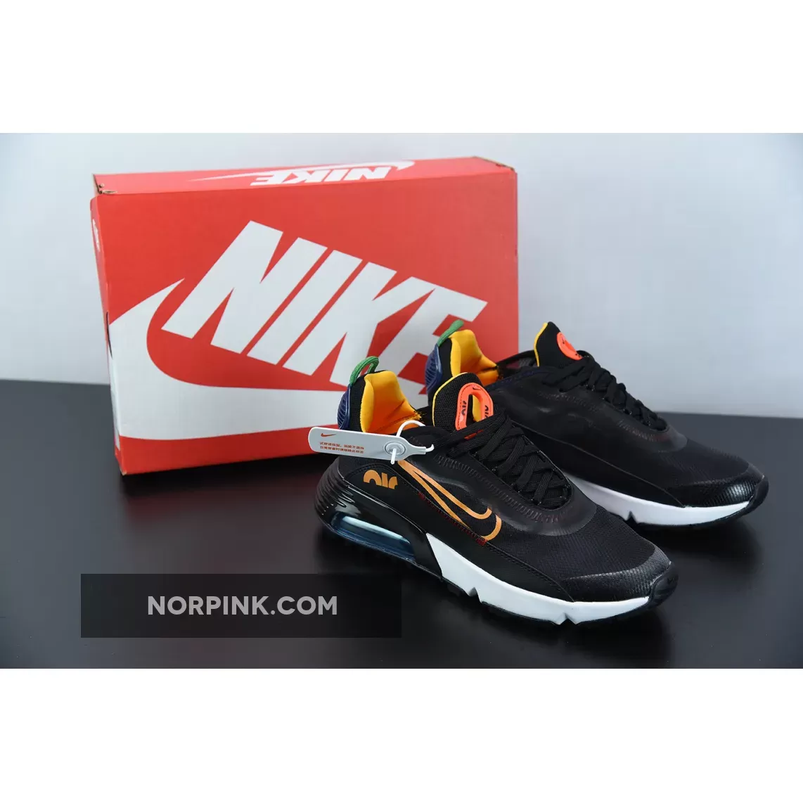 Air Max 2090 Red / Nike Air Max 2090 Dark Grey/Black-Chile Red-University Gold DC1465-001