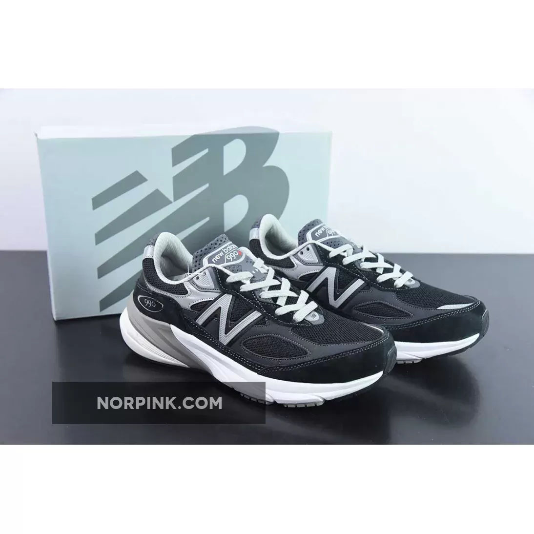 New Balance M990v6 Black Grey